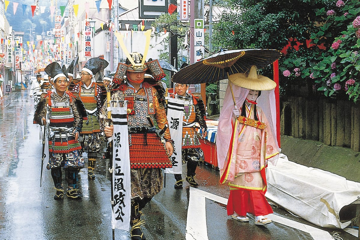 源氏あやめ祭 (Genji Ayame Matsuri)