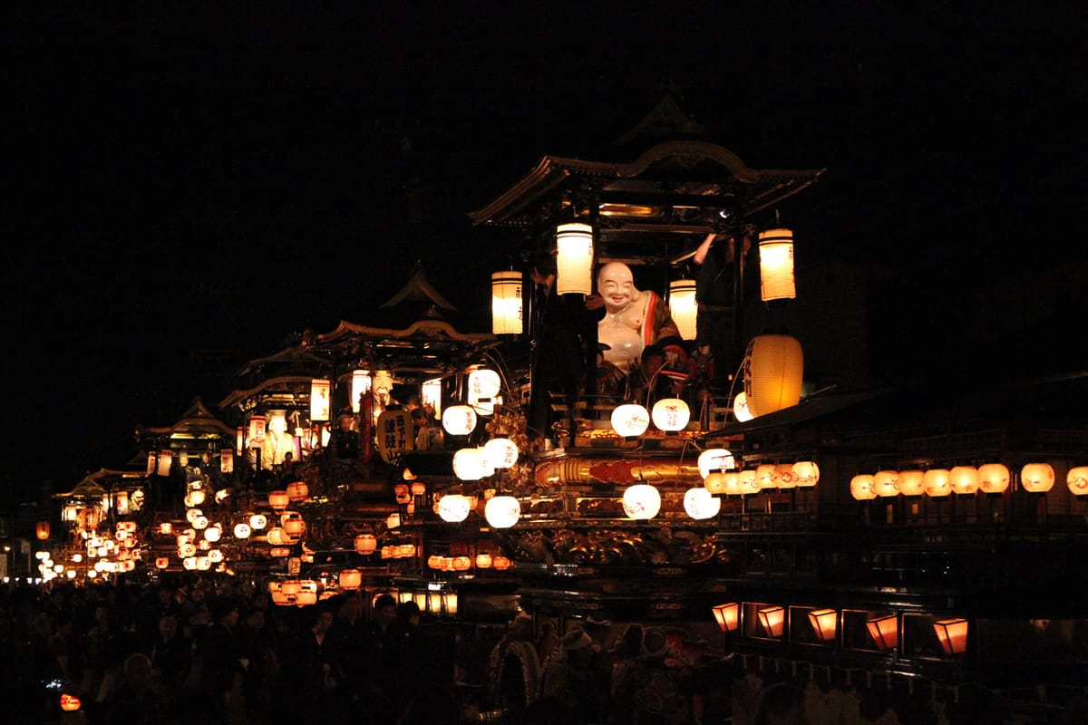 城端曳山祭 (Johana Hikiyama Festival)