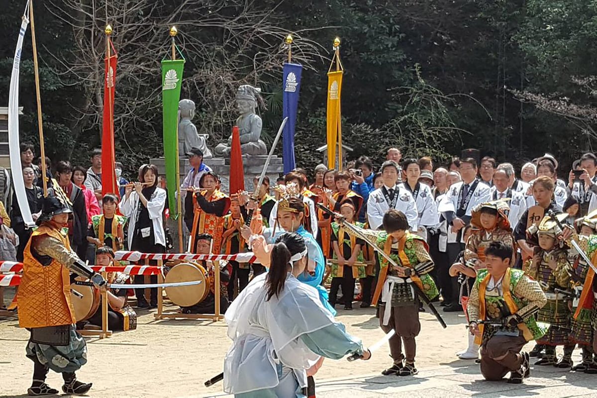楠公櫻祭(四條畷神社)