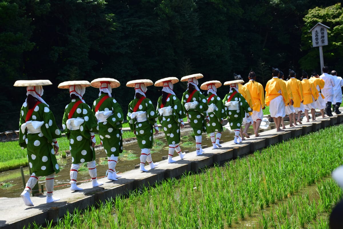 Festival de Plantación de Arroz Otauesai (Santuario Hikamiheko)