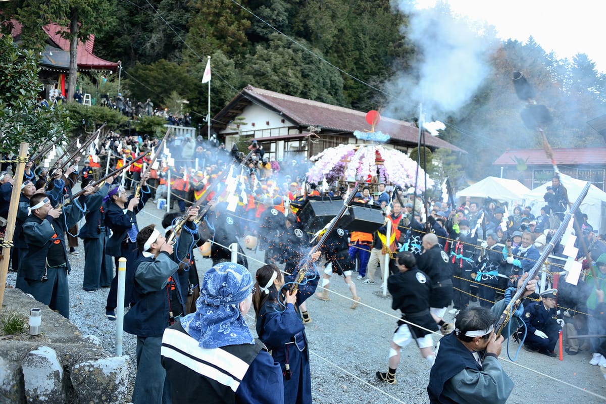 鉄砲まつり(飯田八幡神社)