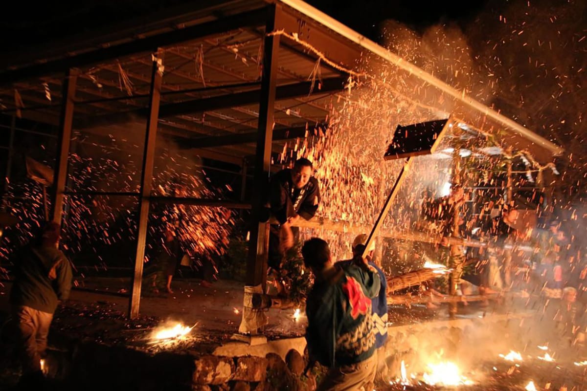 Lễ hội Toriou Matsuri tại Đền Kaminohara Hachiman-gu