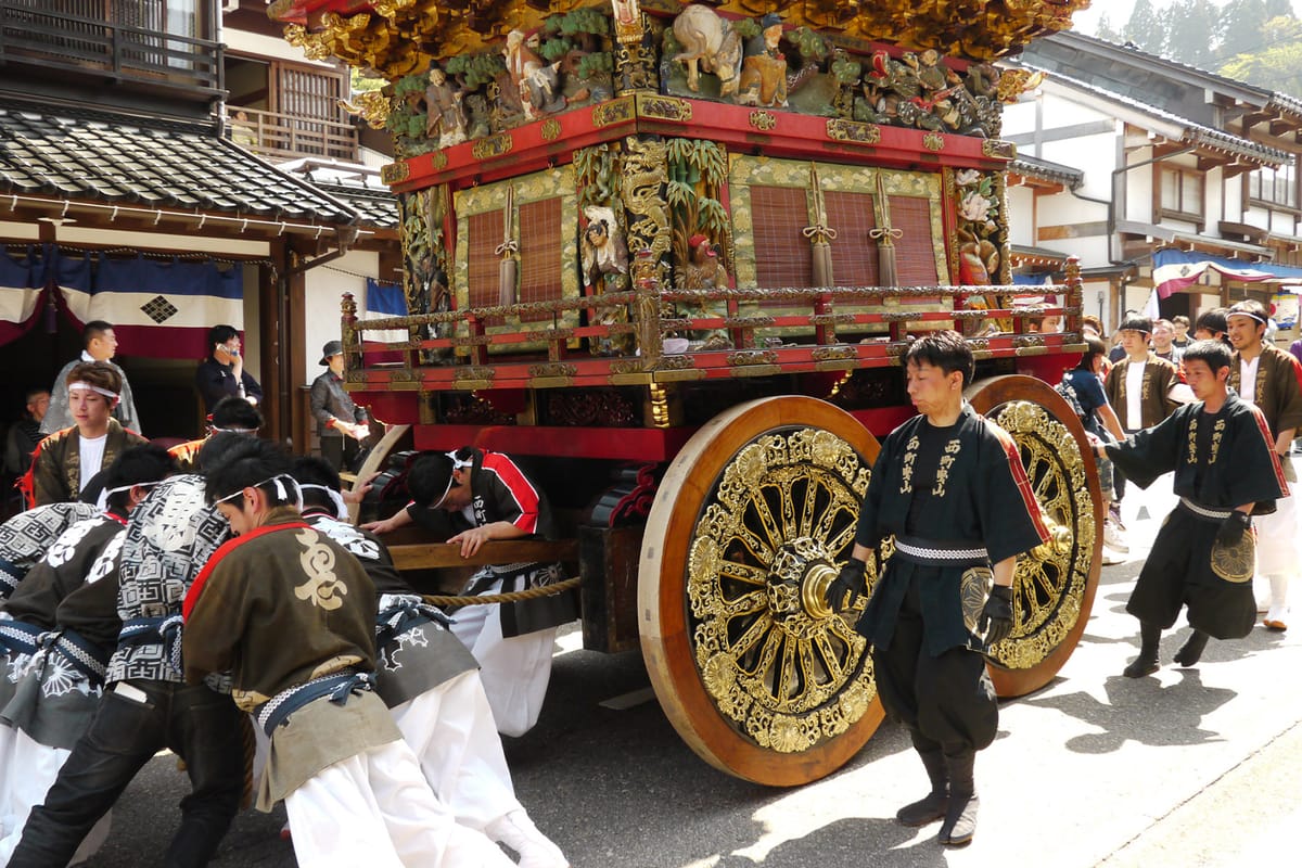 Etchu Yatsuo Hikiyama Matsuri