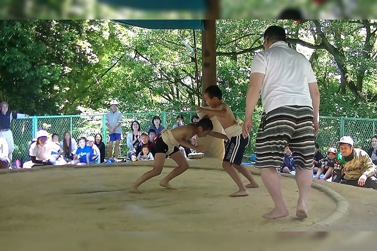 ศาลเจ้าอาจิ (Achi Jinja)