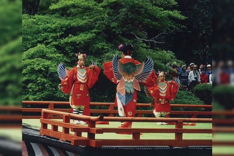 Kodomo no Hi Bugaku Performance (Kasuga Taisha)