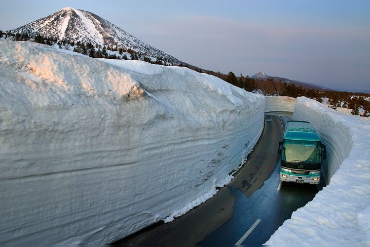 Hakkoda Snow Corridor