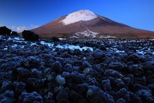 Tourist destination images of Yakehashiri Lava Flow(2)