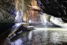 Tourist destination images of Takikan'dō Cave(2)