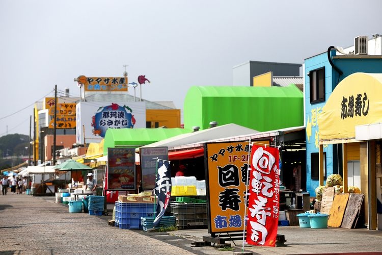 Naka Minato Osakana Ichiba (Naka Minato Fish Market)