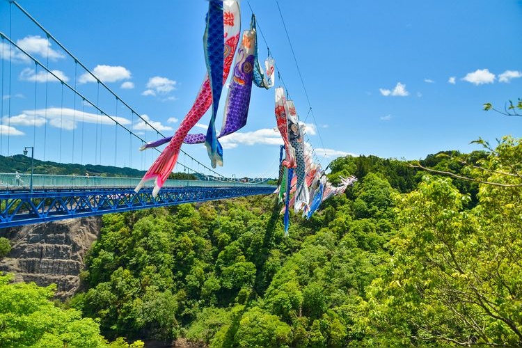 Ryujin Otsuribashi (Ryujin Great Suspension Bridge)