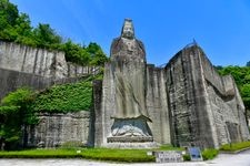 Tourist destination images of Oya-dera Temple(1)