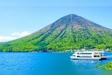 Tourist destination images of Lake Chuzenji(2)