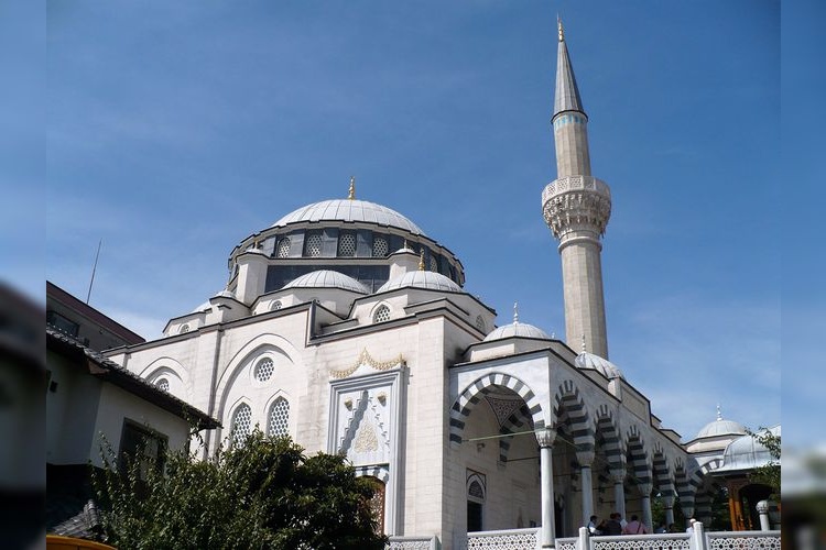 Tokyo Camii (Tokyo Mosque)