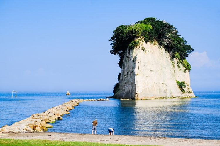 Miketsujima Island