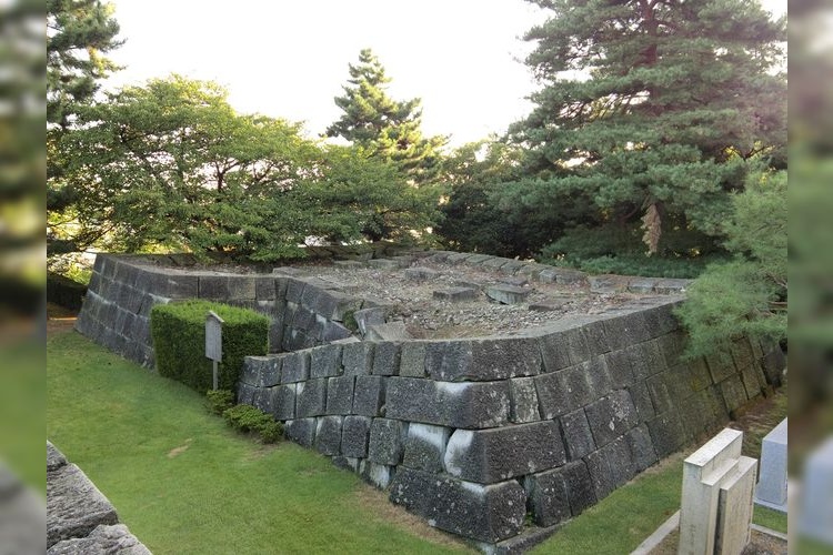 Fukui Castle Ruins