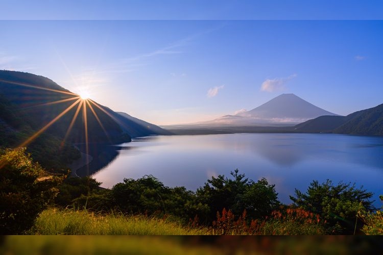 Tourist destination images of Lake Motosuko(5)
