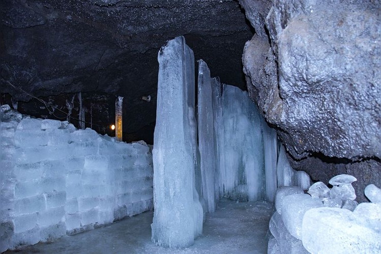 Fugaku Wind Cave