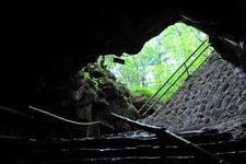 Tourist destination images of Narusawa Ice Cave(1)