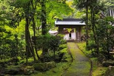 Tourist destination images of Yakugumiyama Kegonji Temple(4)