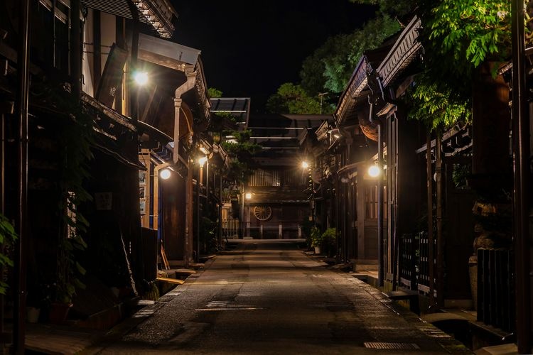 Takayama Sanmachi Preservation District for Groups of Traditional Buildings