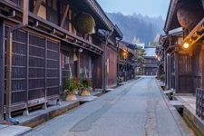 Tourist destination images of Takayama Sanmachi Preservation District for Groups of Traditional Buildings(4)