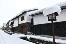 Tourist destination images of Shirokabe Dozo-gai (White-walled Storehouse District)(1)