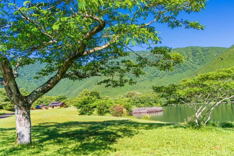 Tourist destination images of Tanuki Lake(2)