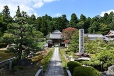 Tourist destination images of Oike-dera Temple(2)