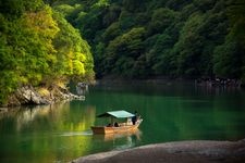 Tourist destination images of Hozukyo Gorge(2)