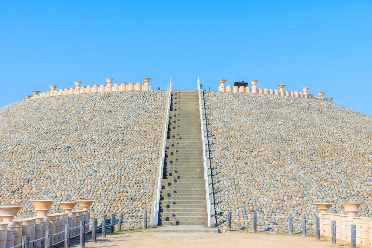 Tourist destination images of Goshikizuka Kofun(2)