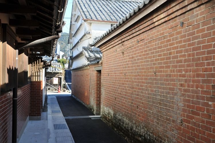 Kiragawa Town's Streetscape