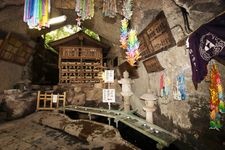 Tourist destination images of Zeniarai Benzaiten Ugafuku Shrine(2)