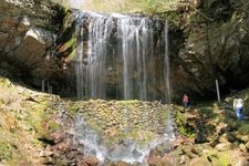 Tourist destination images of Iwaii Falls (Urami-no-taki - Behind-the-Falls)(3)