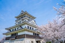 Tourist destination images of Kawara Castle(1)