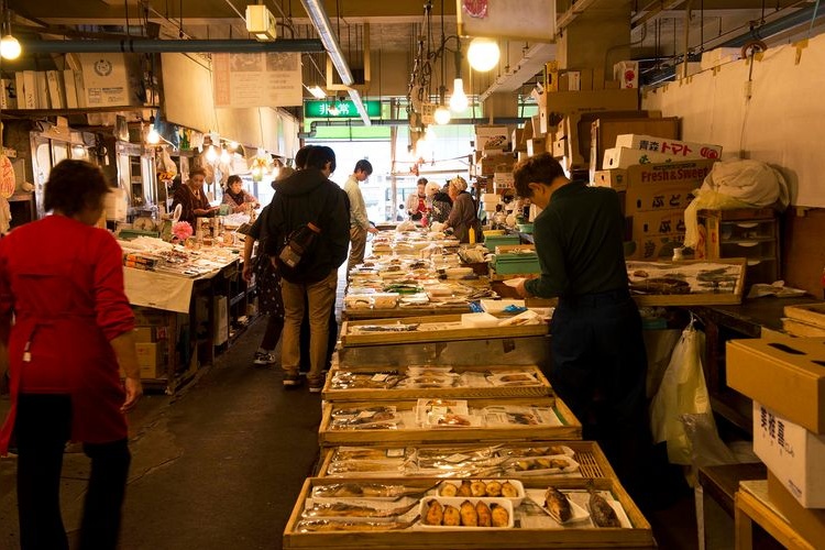 Mutsu Minato Station Morning Market