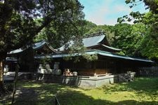 Tourist destination images of Nichizen-jingu and Kunikakari-jingu Shrines(3)