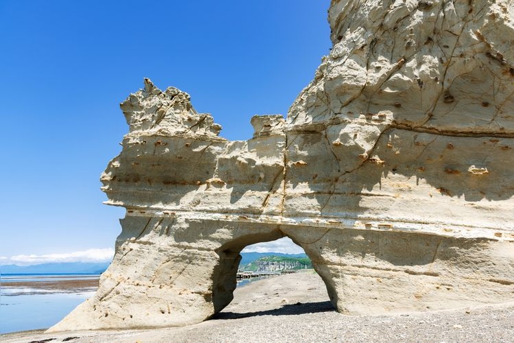 Tourist destination images of Takise Coast(2)
