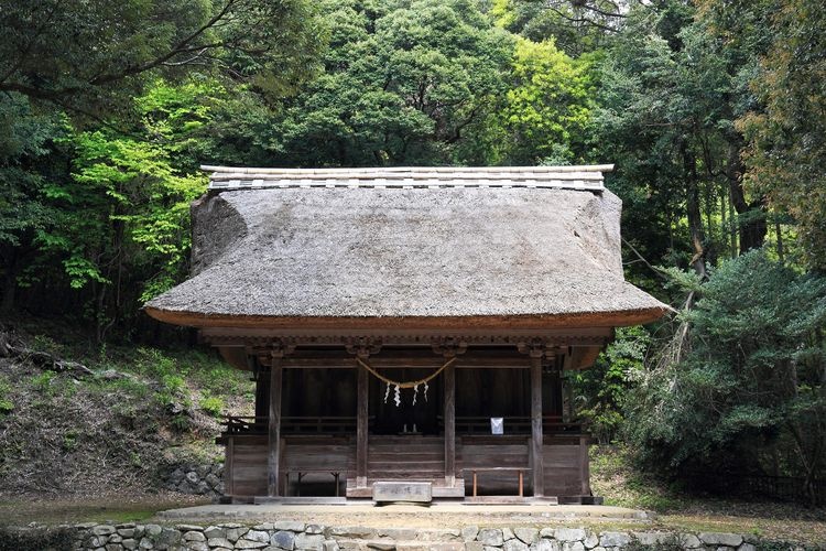 Tsuanajinja Shrine