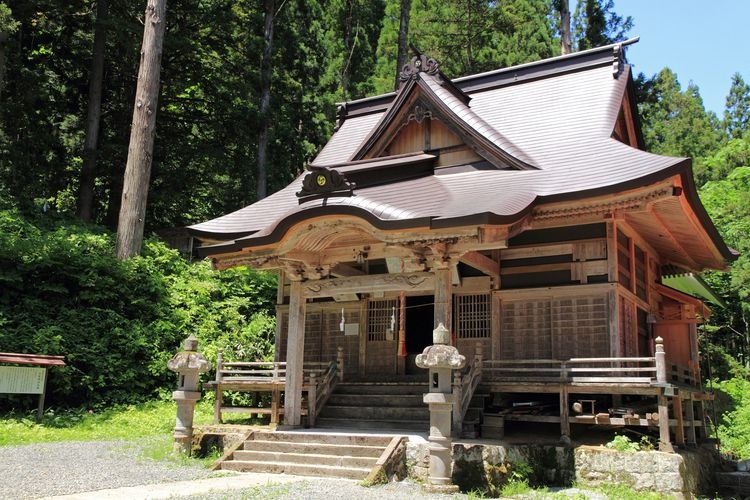 Shirahige Shrine