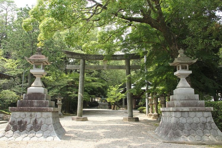 六所神社