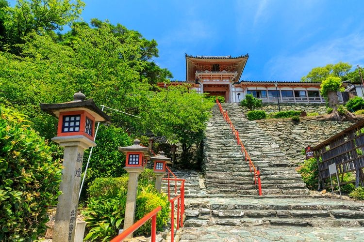 Wakaura Tenmangu Shrine