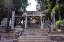 Tourist destination images of Yoshikawa Hachimangu Shrine(1)