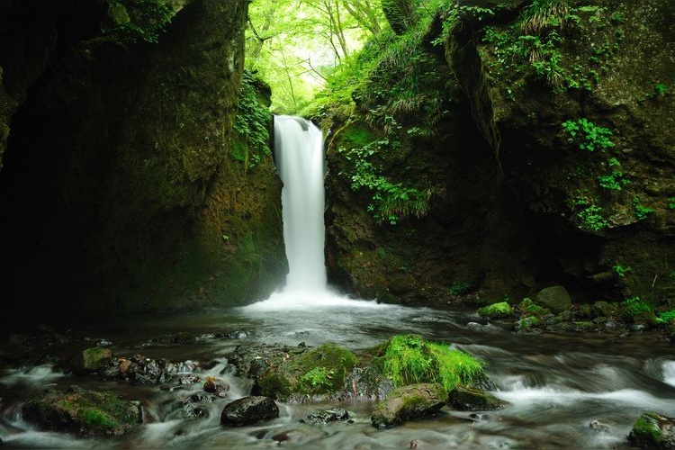 Ryugaeshi Falls