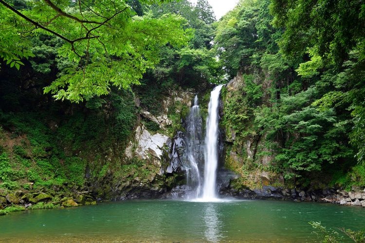 Hachibantaki Falls