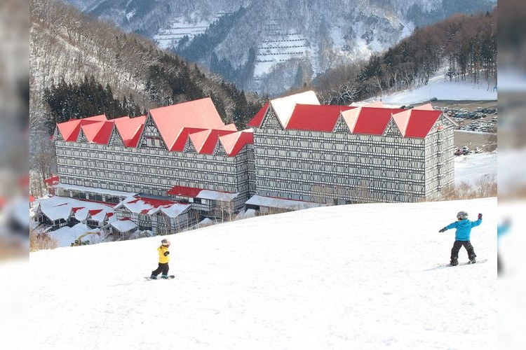 Hakuba Cortina International Ski Resort