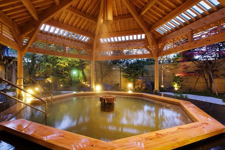 Tsuki-oka Onsen