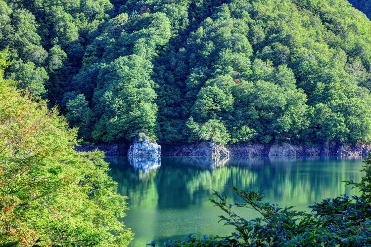 Okutadami Lake