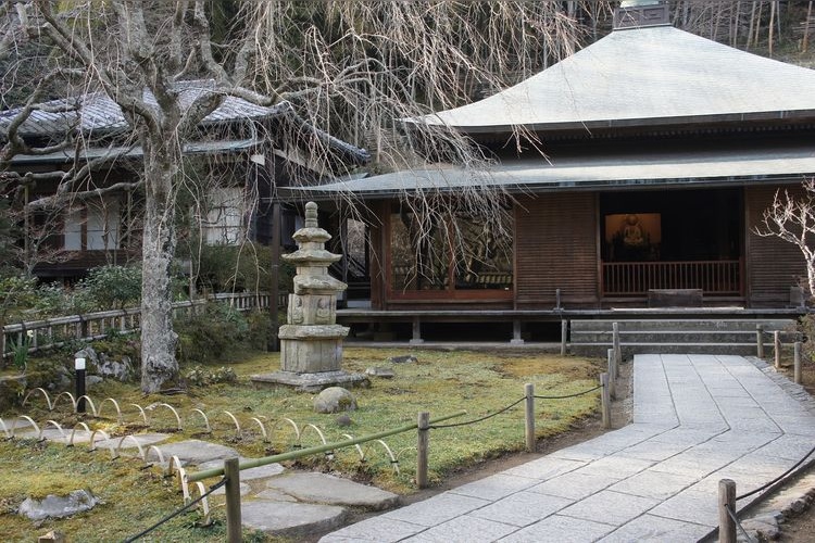 Tokeiji Temple