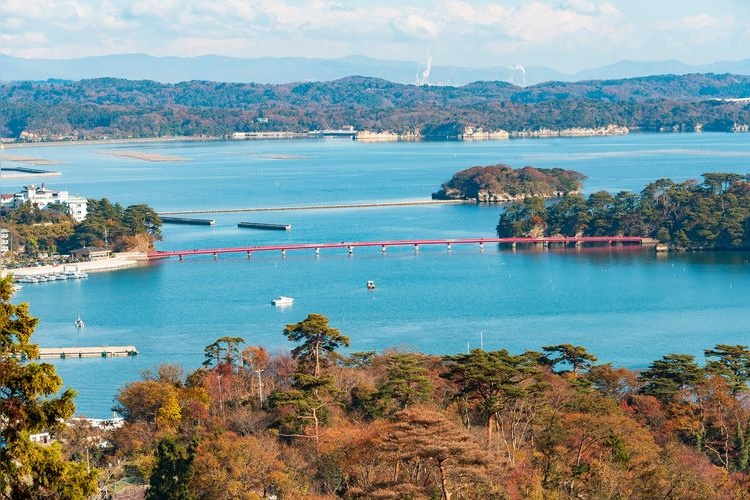 西行戻しの松公園