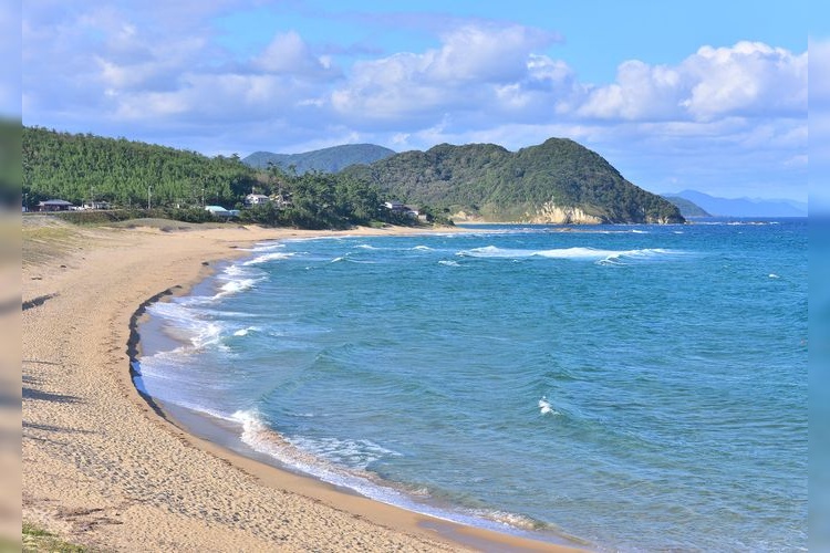 Kotonobikihama Beach